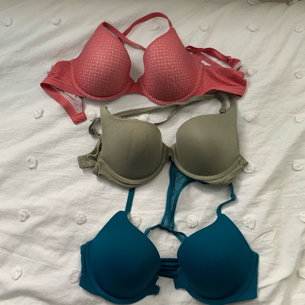 Victoria Secrets 3 Bras - Excellent Condition